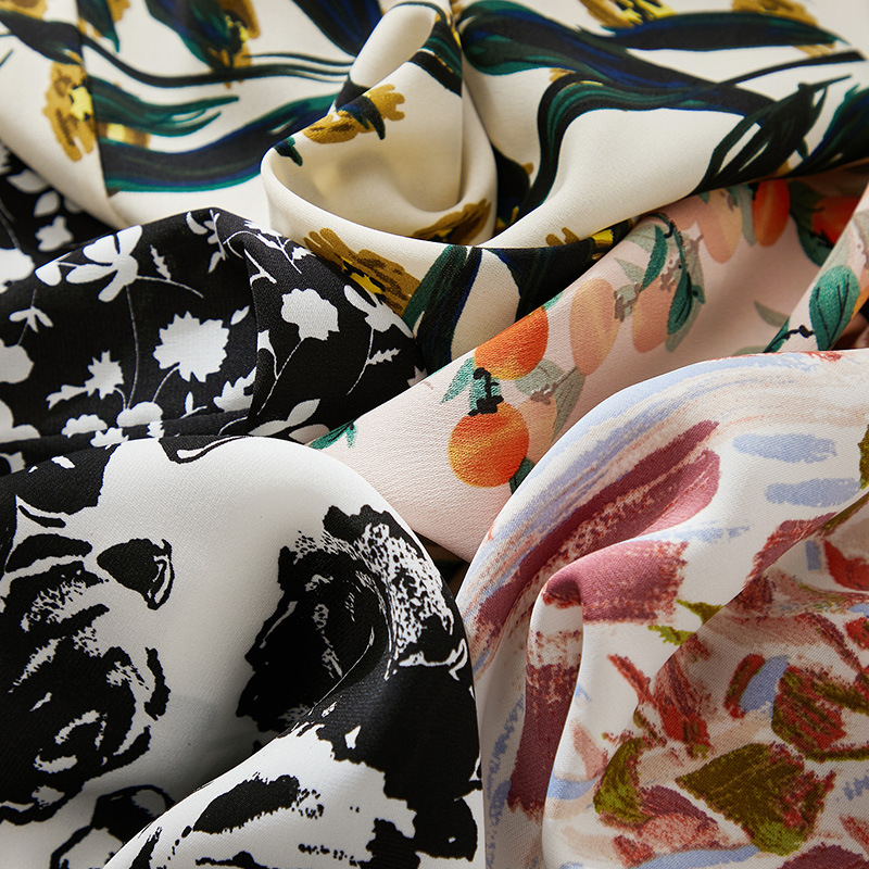 百搭手繪畫風吊帶連身裙