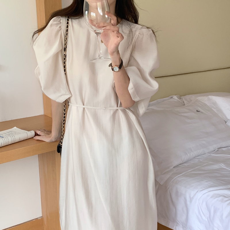 復古褶皺泡泡袖繫帶後開叉連身裙