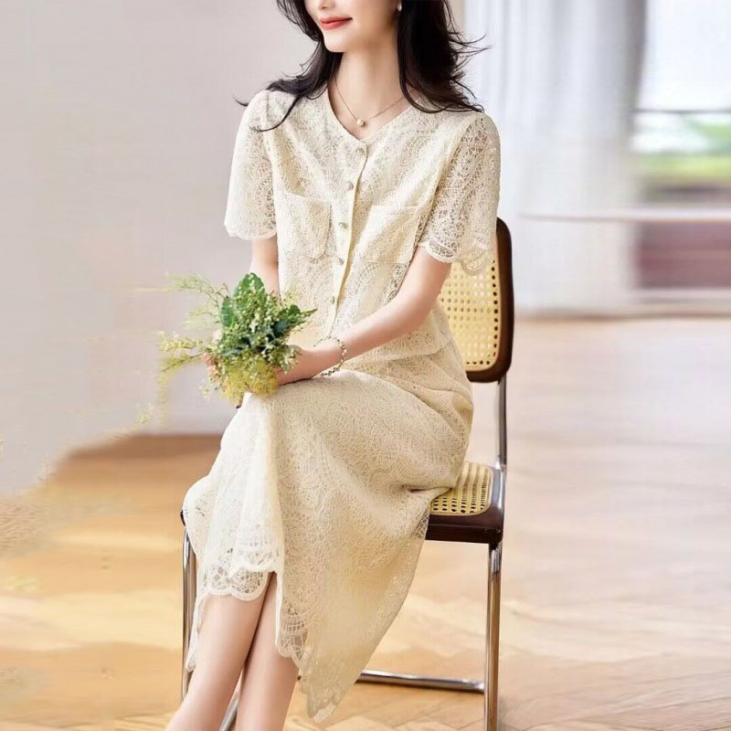 氣質繡花蕾絲上衣半身裙兩件套