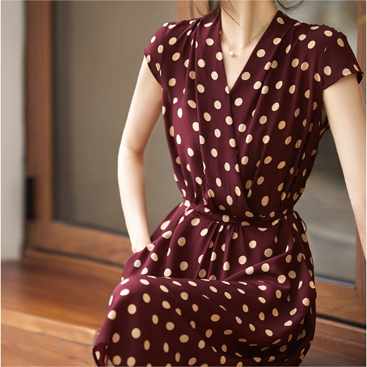 赫本風波點V領茶歇連身裙