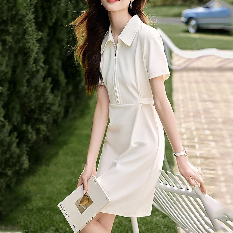 時尚純色襯衫領可調式收腰連身裙