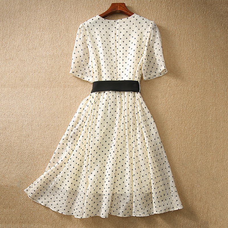 溫柔風款繫帶蝴蝶結波點連身裙