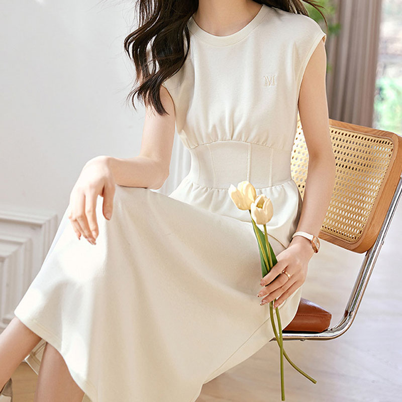 氣質純色收腰背心連身裙