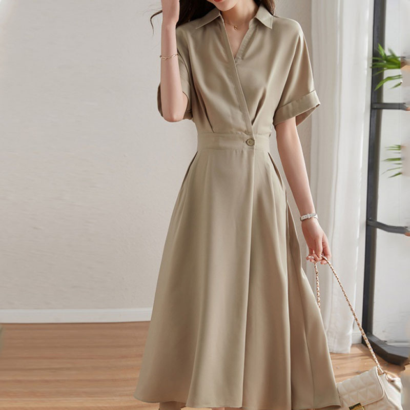 設計感純色收腰襯衫連身裙