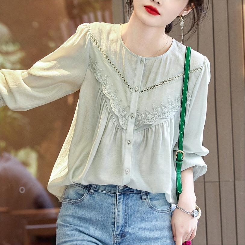法式圓領泡泡袖蕾絲襯衫