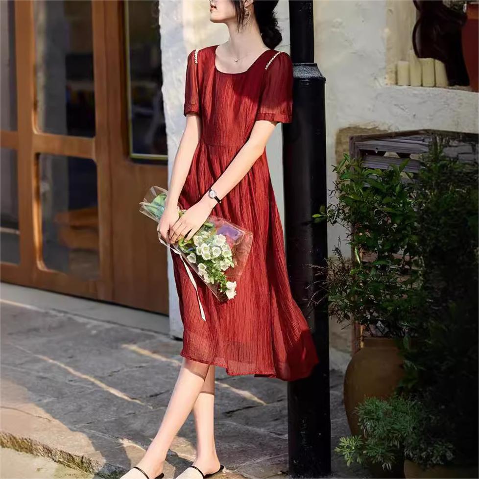 優雅純色泡泡袖方領連身裙