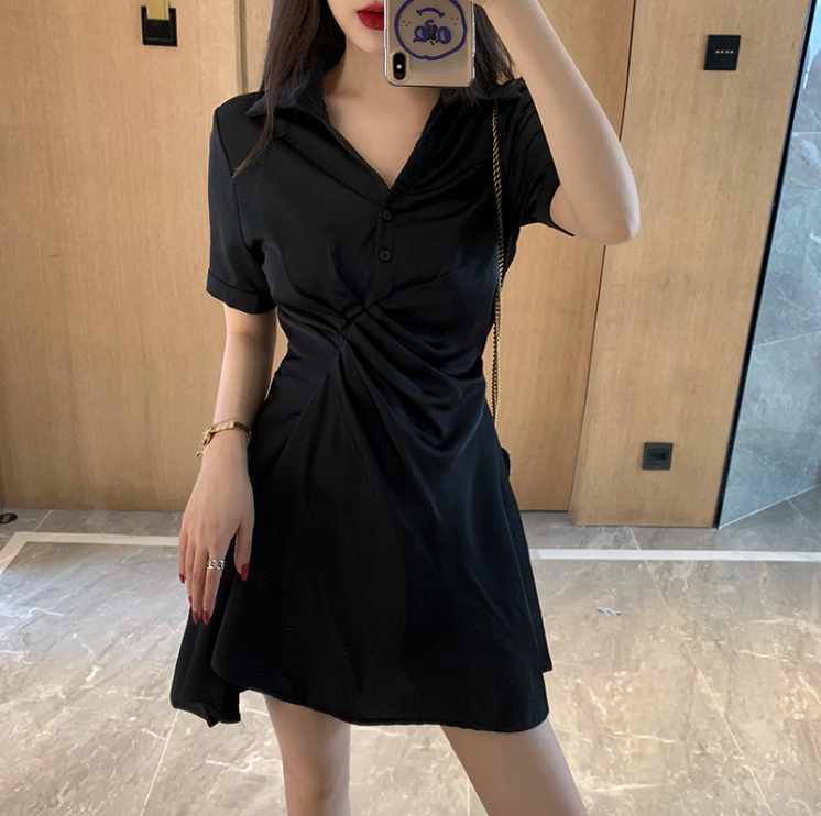 氣質純色褶皺收腰連身裙