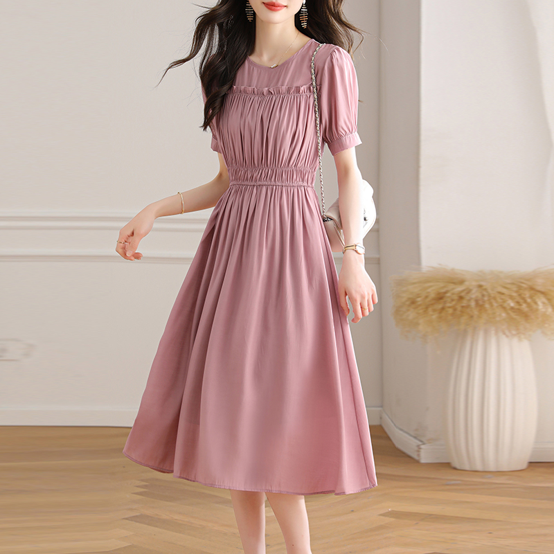 設計感純色泡泡袖連身裙