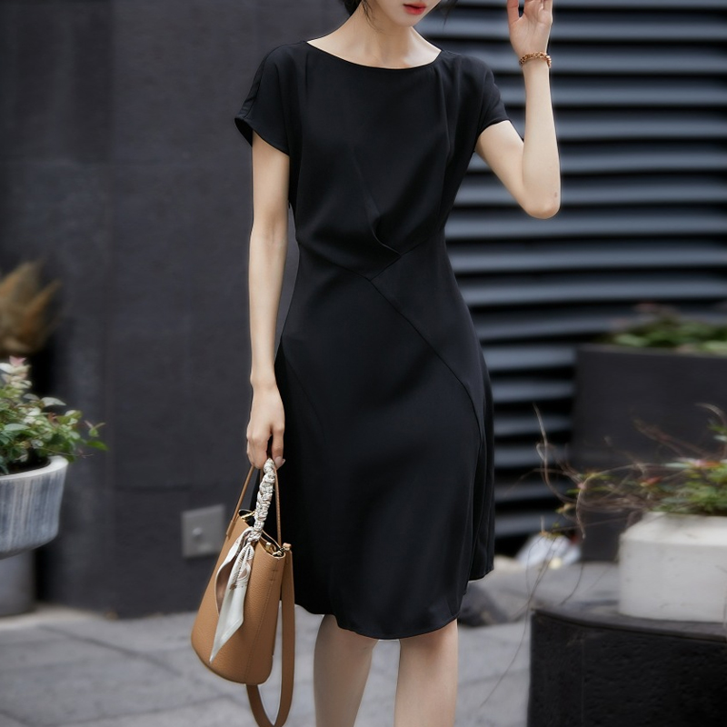 法式純色收腰短袖連身裙