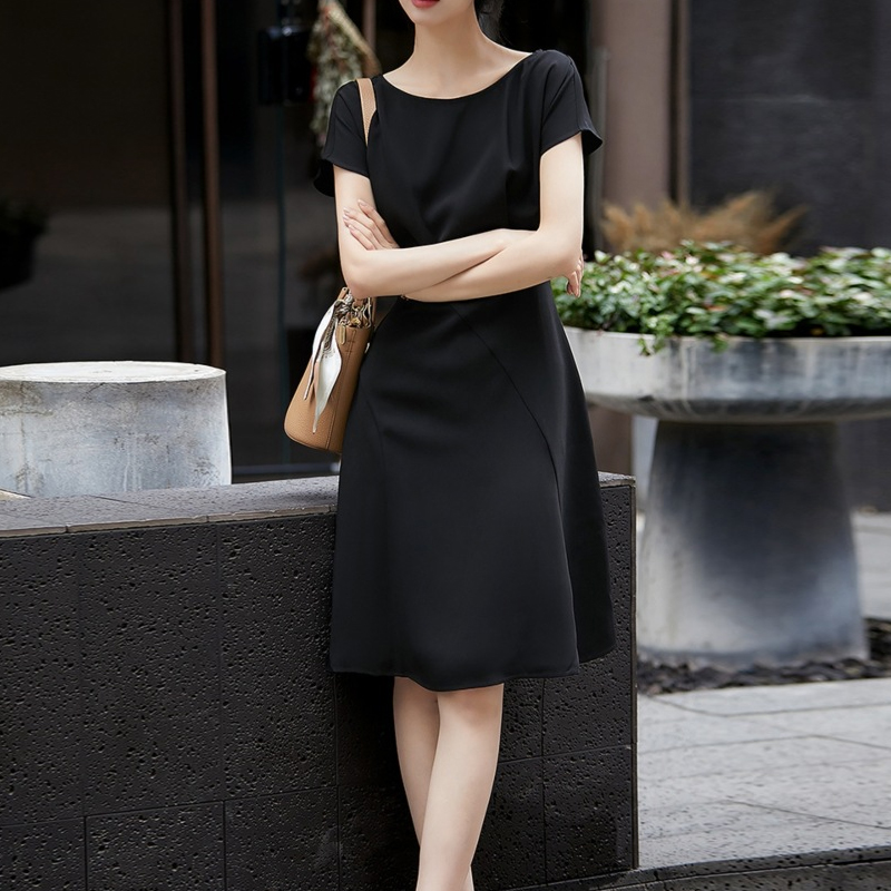 法式純色收腰短袖連身裙