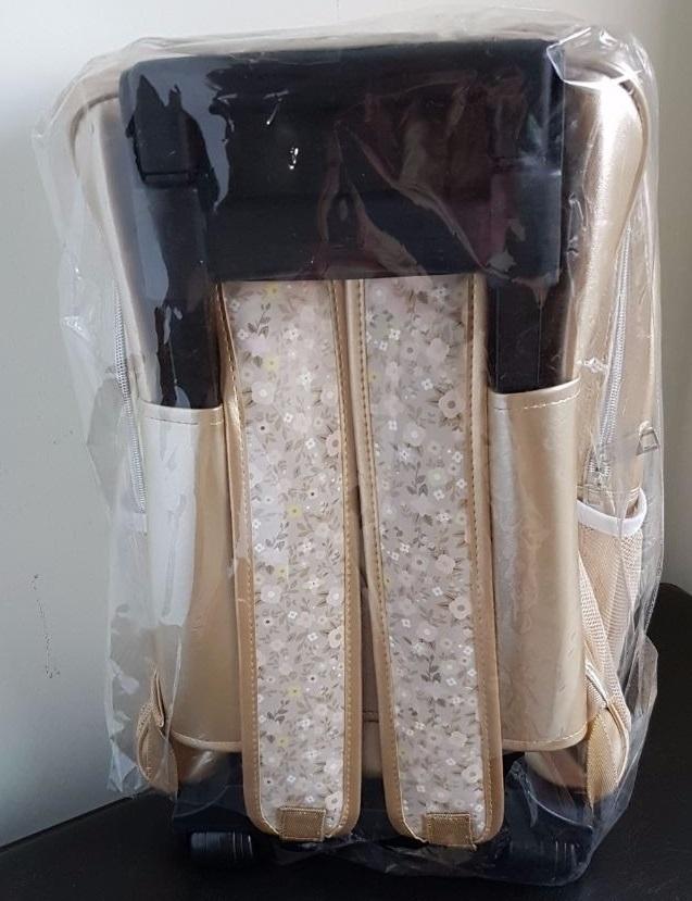 size16c trolley750back.jpg