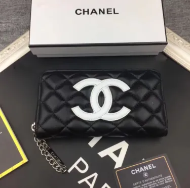 【CHANEL】人気の新作バカ売れ商品菱形チェック柄の刺しゅう入りバラ財布
