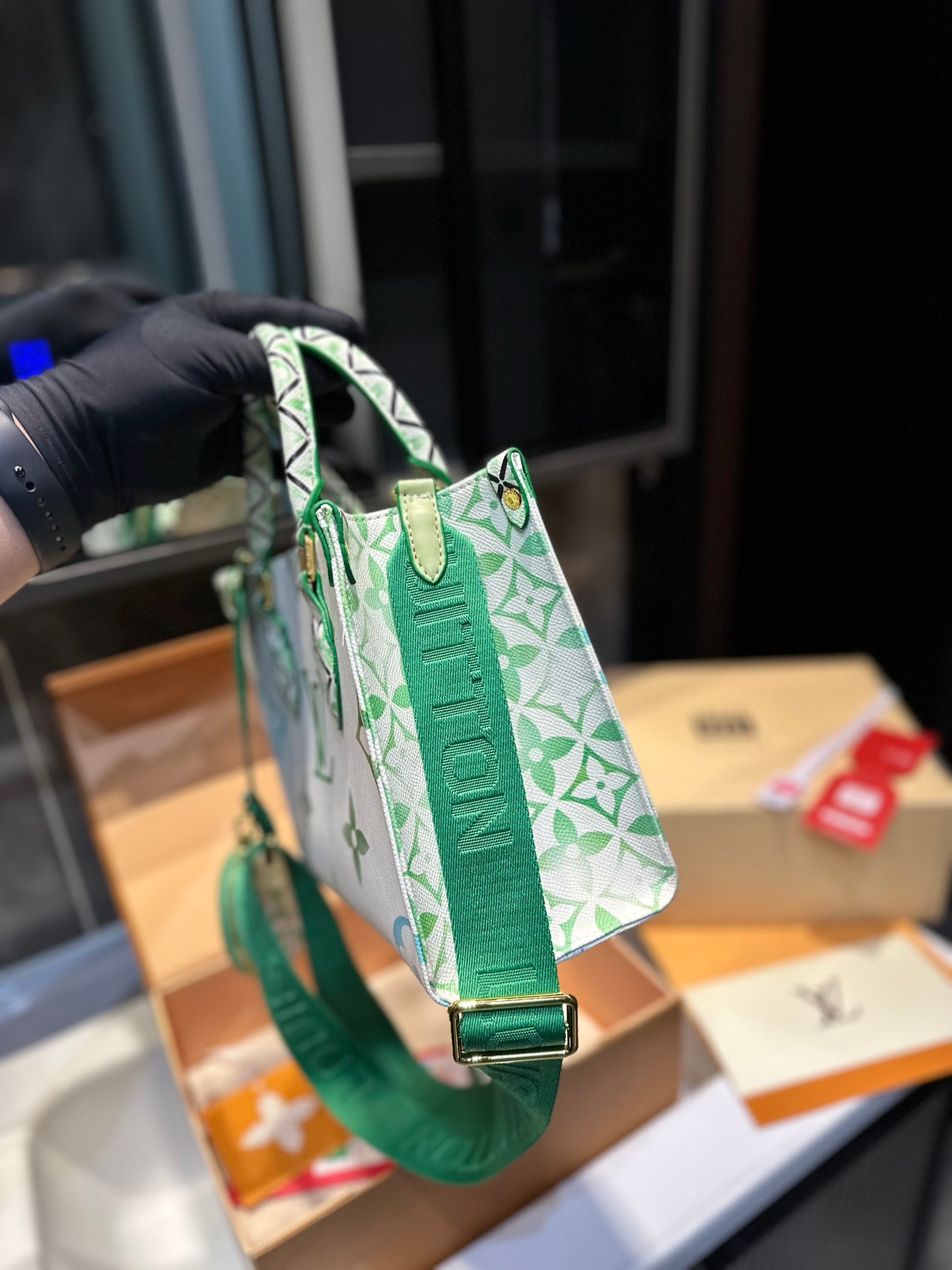【LOUIS VUITTON 公式旗艦店】ルイヴィトン 斜めがけバッグ   Fashion bag Lv998