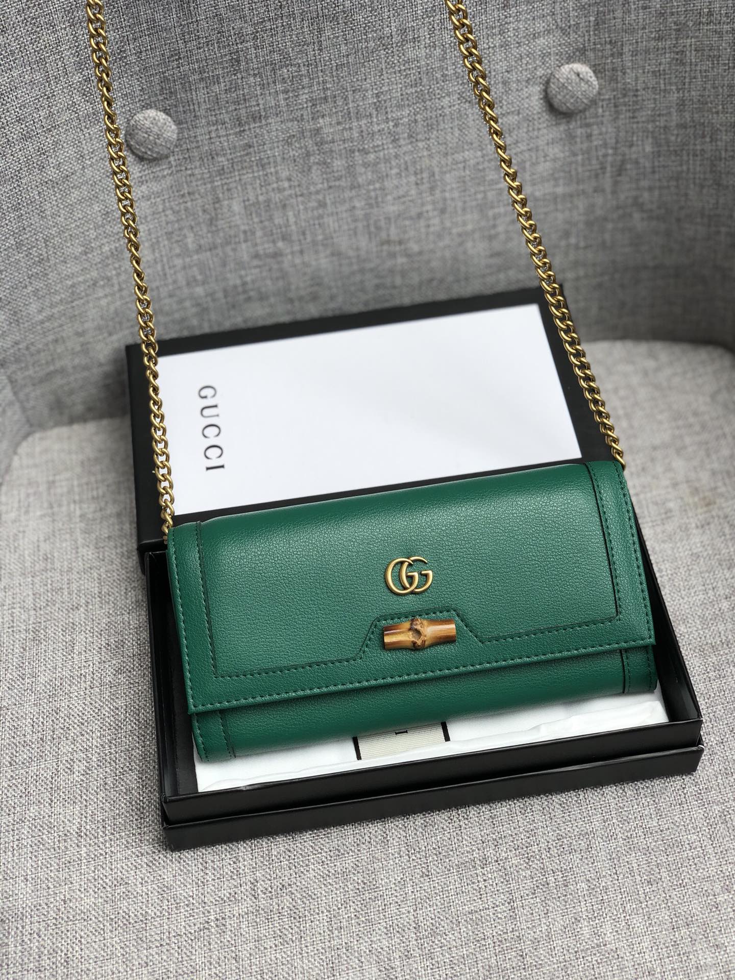 【2024】累積売上総額第１位【GUCCI★グッチ】チェーンウォレット