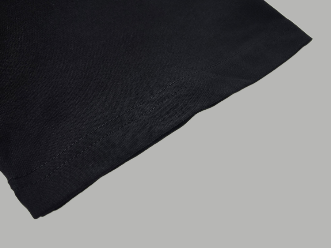 【BALENCIAGA  公式旗艦店】バレンシアガ  Tシャツ ご好評に付き再入荷 240731