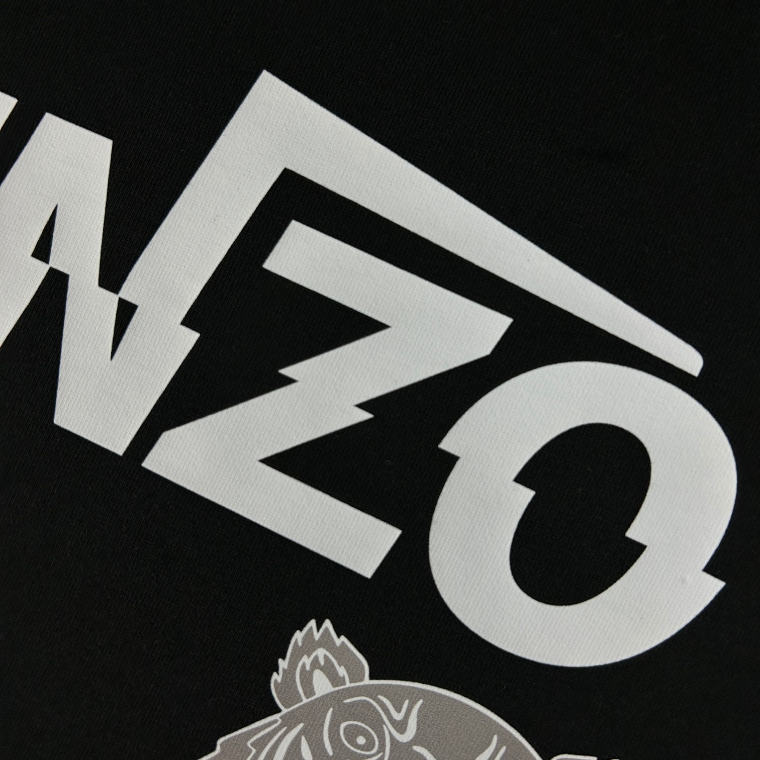 【KENZO 公式旗艦店】ケンゾー Tシャツご好評に付き再入荷！