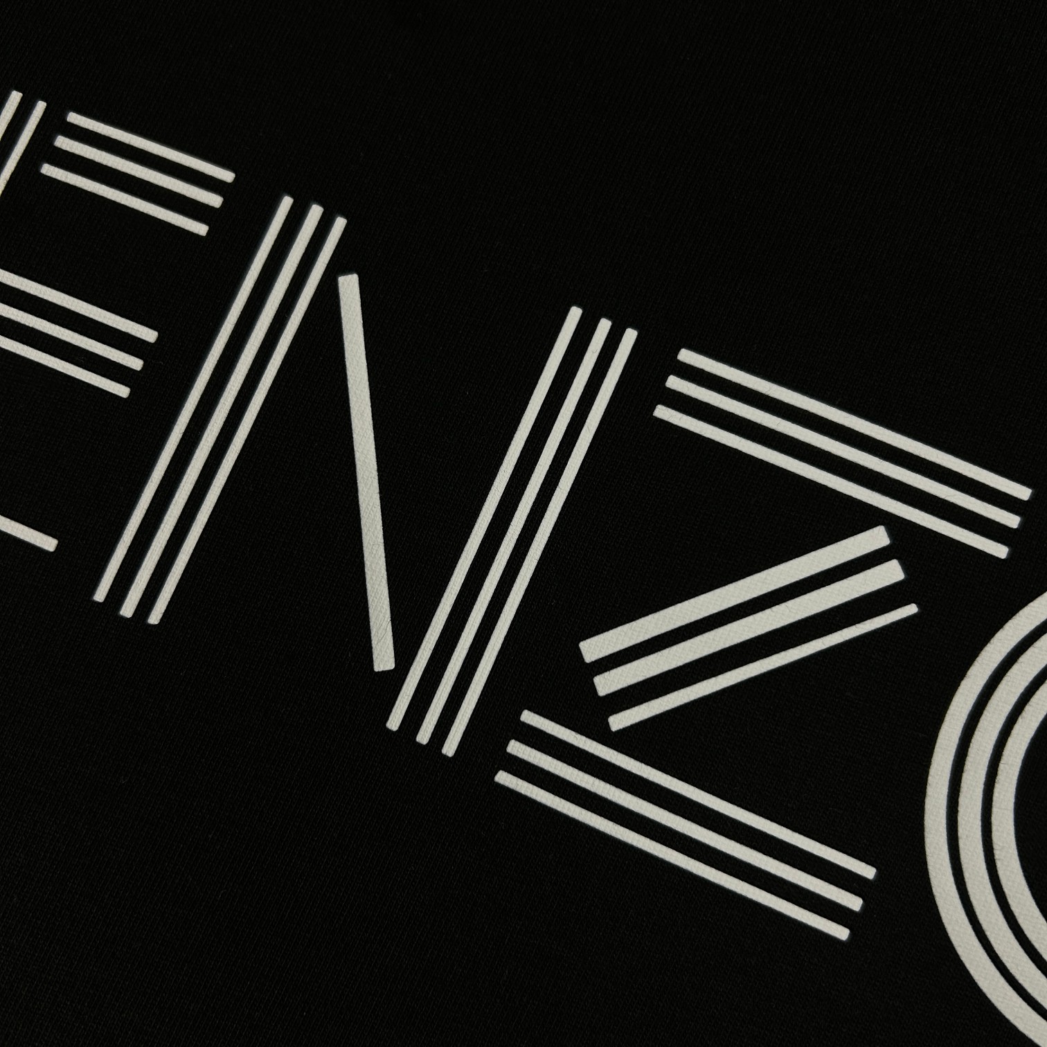 【KENZO 公式旗艦店】ケンゾー Tシャツご好評に付き再入荷！