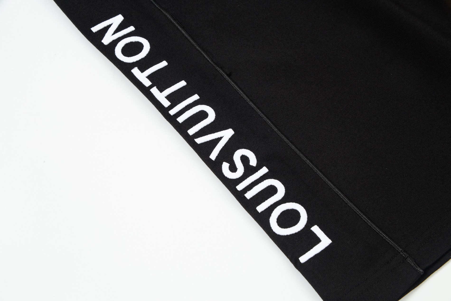 【LOUIS VUITTON 公式旗艦店】ルイヴィトン  ショートパンツご好評に付き再入荷！