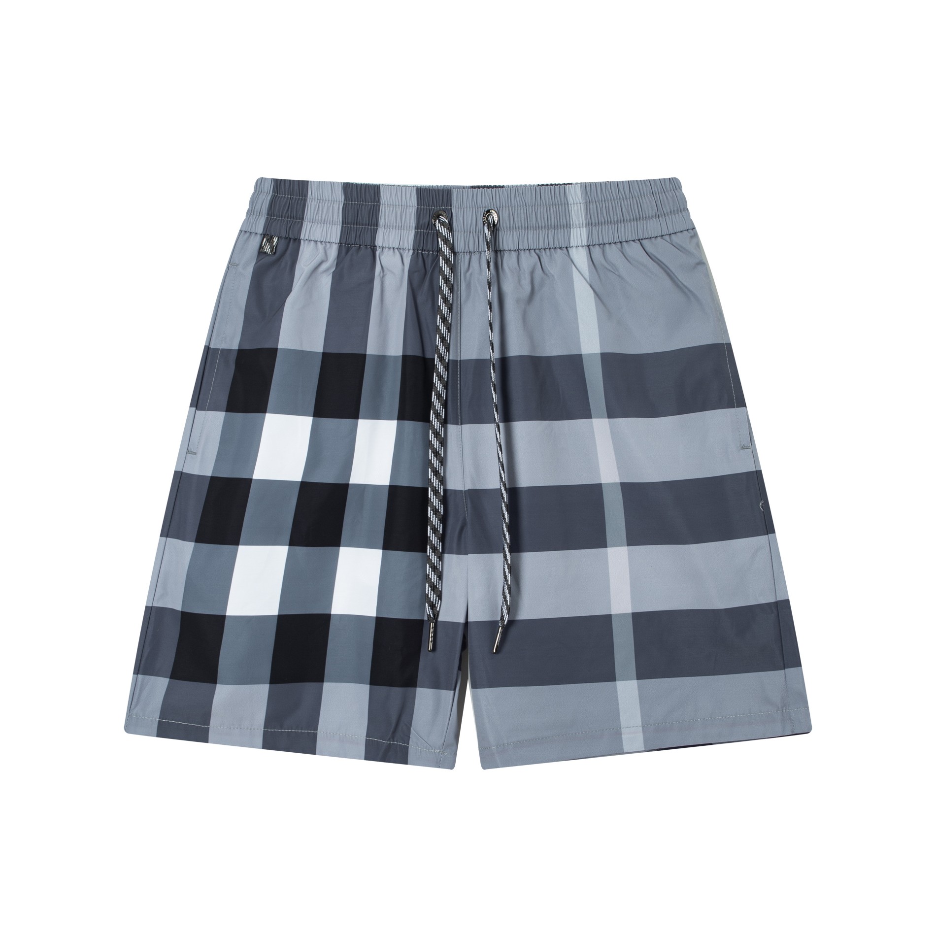 【BURBERRY  公式旗艦店】ショートパンツご好評に付き再入荷！