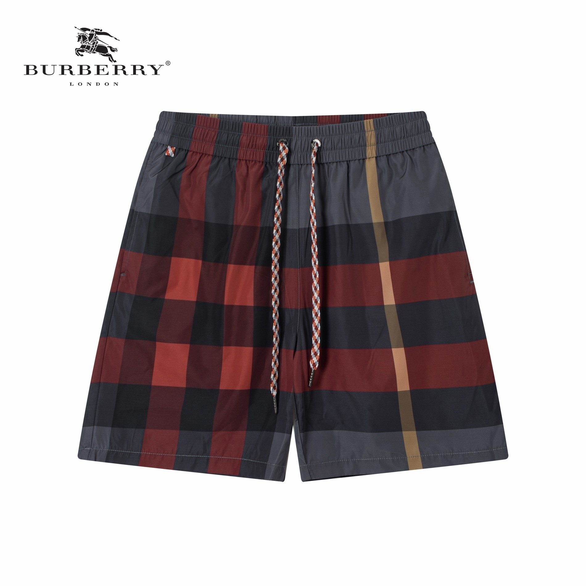 【BURBERRY  公式旗艦店】ショートパンツご好評に付き再入荷！