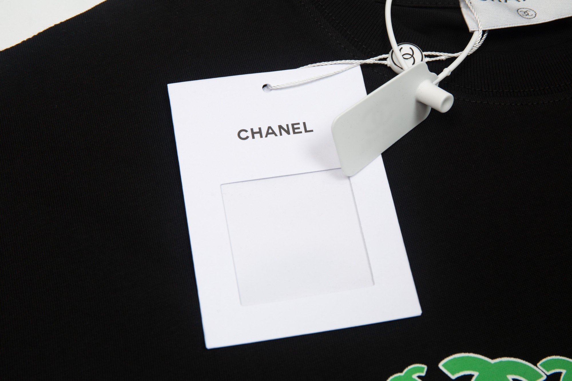 【CHANEL 公式旗艦店】シャネル  Tシャツ ご好評に付き再入荷！