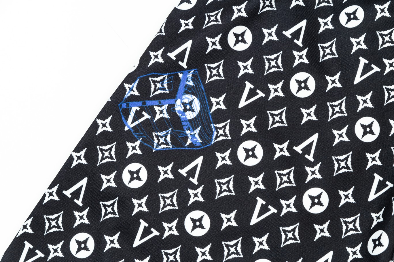 【MONCLER 公式旗艦店】モンクレール   ショートパンツ  ご好評に付き再入荷！