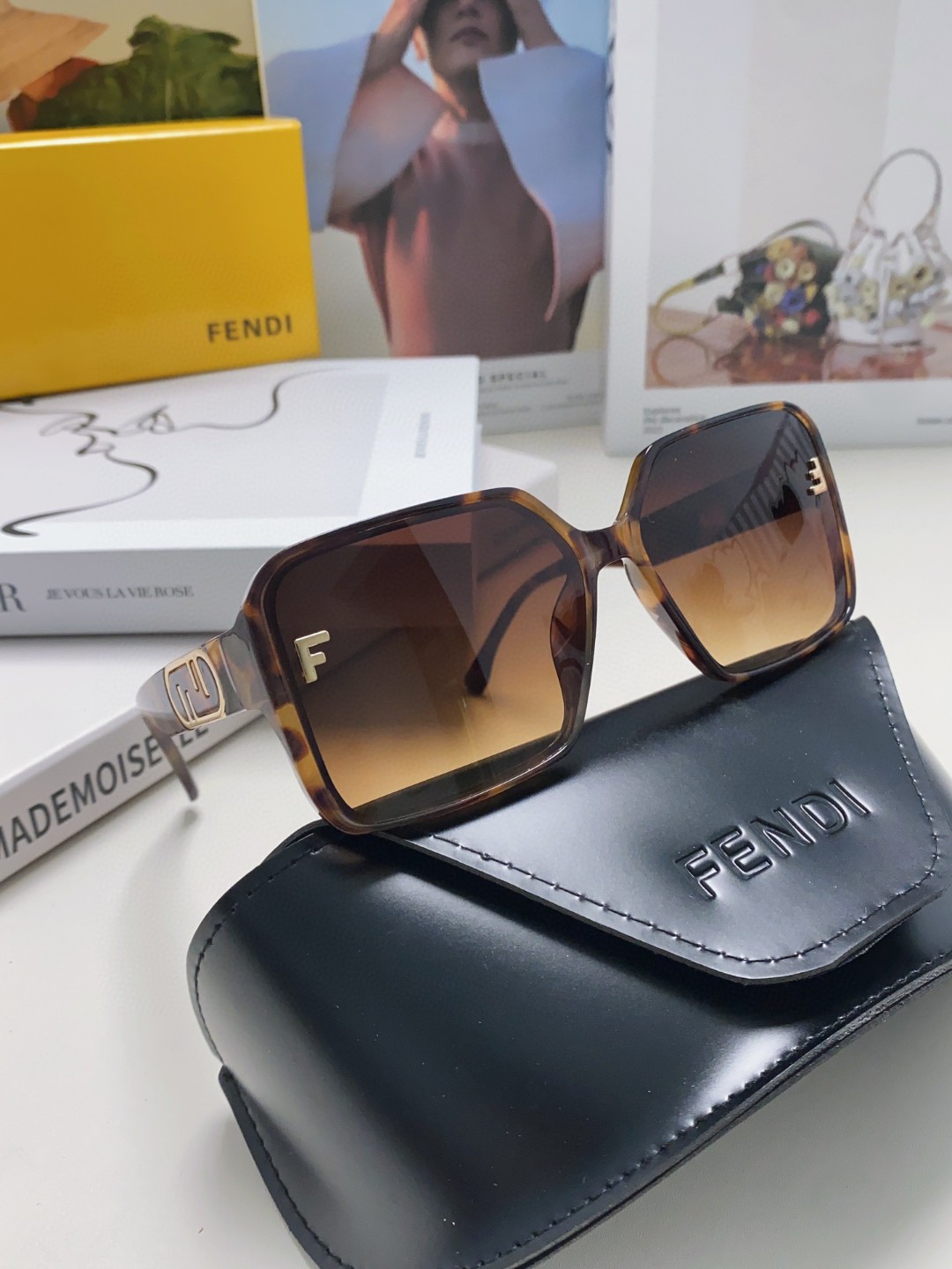 FENDI(フェンディ) サングラス