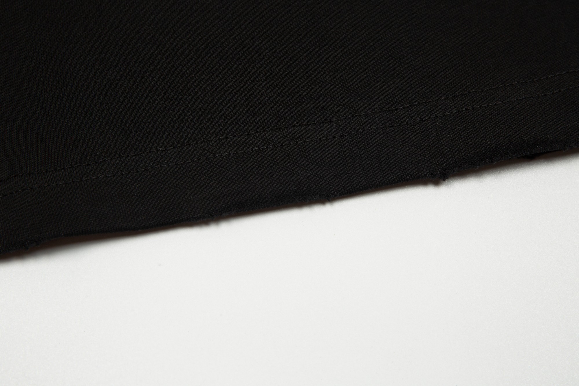 【BALENCIAGA   公式旗艦店】バレンシアガ  Tシャツ ご好評に付き再入荷！