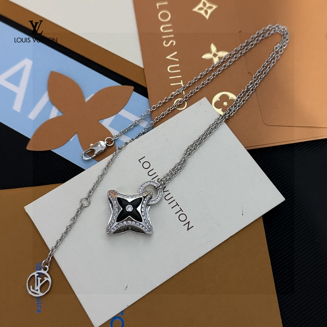 【LOUIS VUITTON】ネックレス、新しいネックレス万能シンプルファッションオーナメント  2472