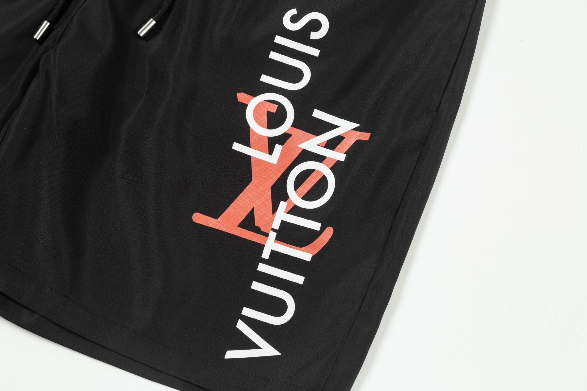 【LOUIS VUITTON  公式旗艦店】ルイヴィトン  ショートパンツ  ご好評に付き再入荷！