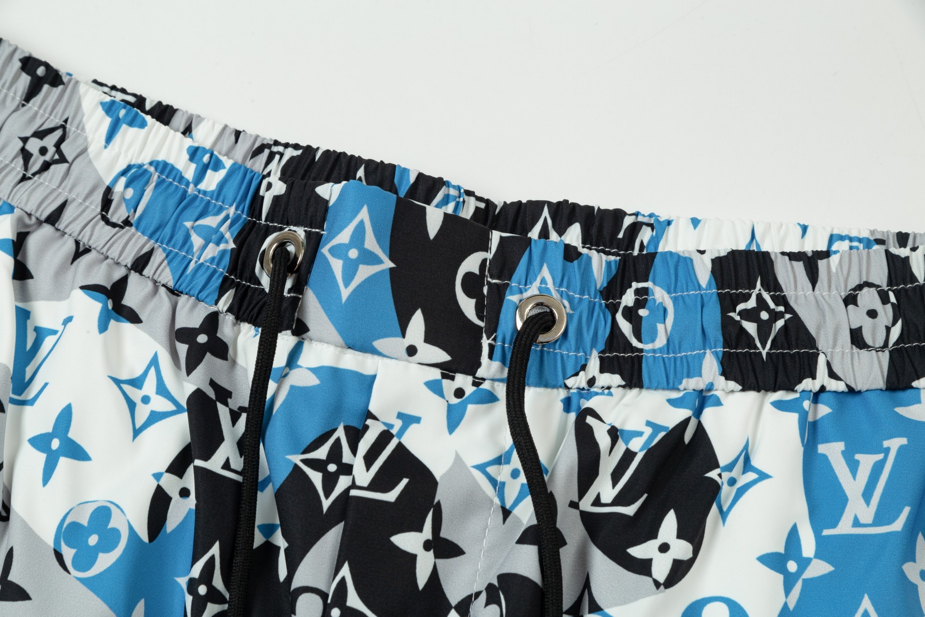 【LOUIS VUITTON  公式旗艦店】ルイヴィトン  ショートパンツご好評に付き再入荷24613