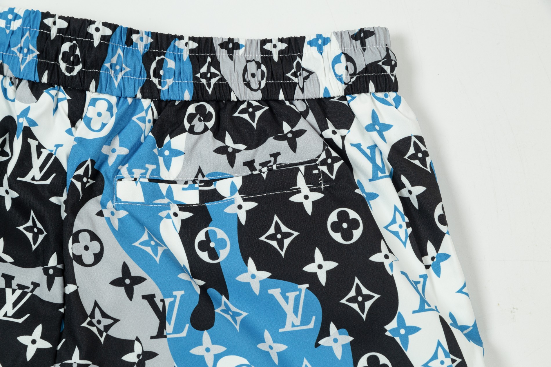 【LOUIS VUITTON  公式旗艦店】ルイヴィトン  ショートパンツご好評に付き再入荷24613
