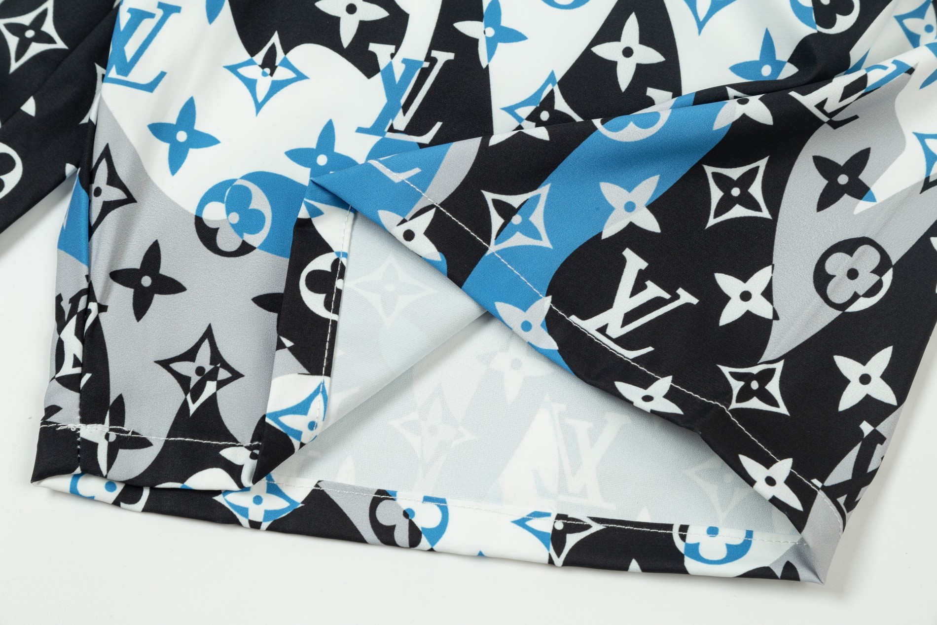 【LOUIS VUITTON  公式旗艦店】ルイヴィトン  ショートパンツご好評に付き再入荷24613