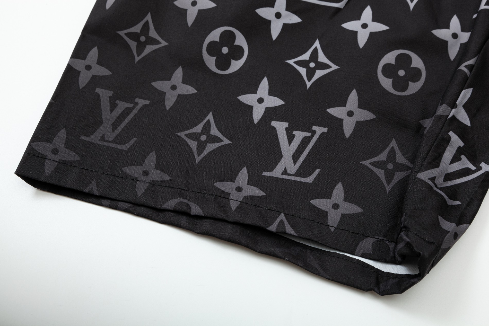 【LOUIS VUITTON  公式旗艦店】ルイヴィトン  ショートパンツご好評に付き再入荷24613