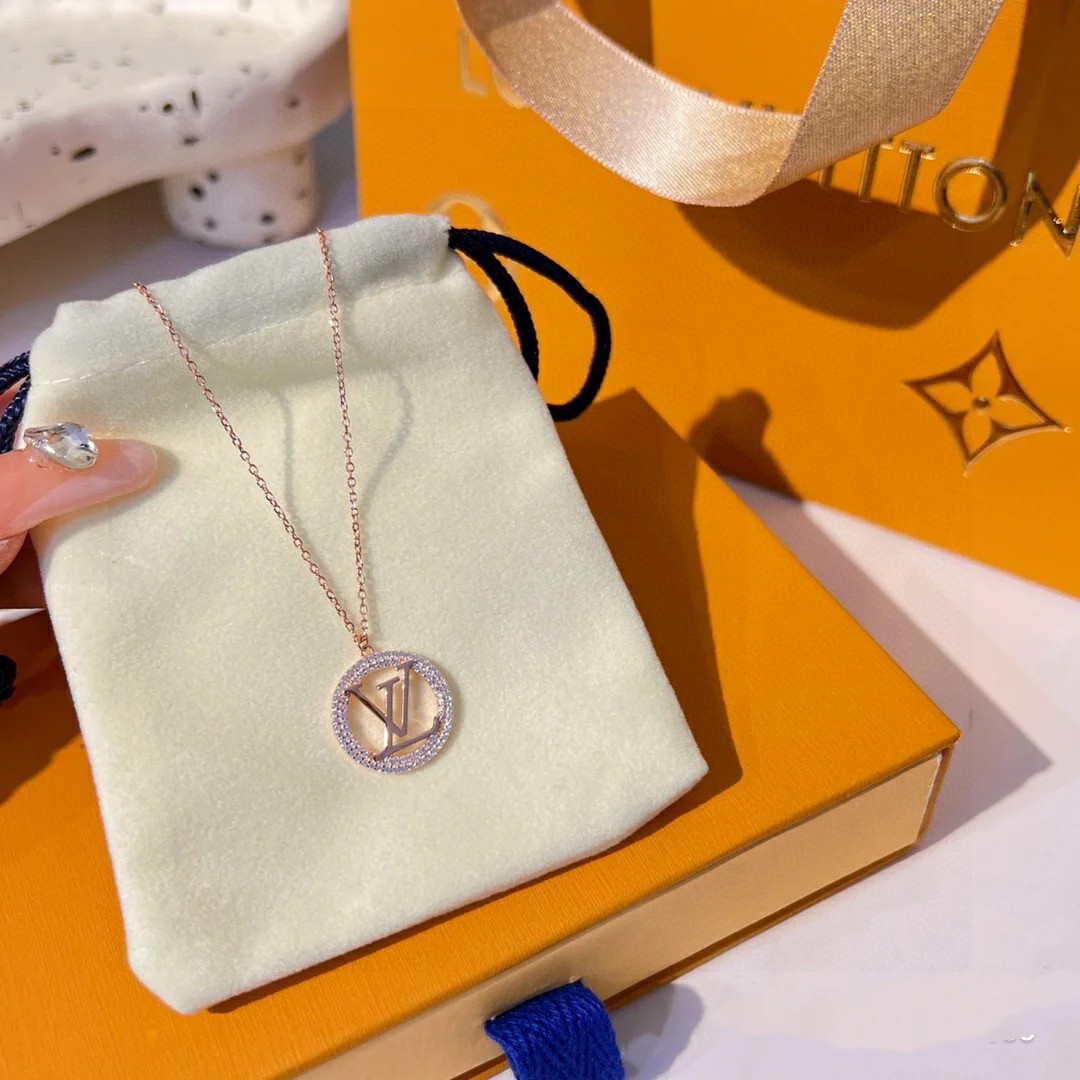 【LOUIS VUITTON】ネックレス、新しいネックレス万能シンプルファッションオーナメント  2472