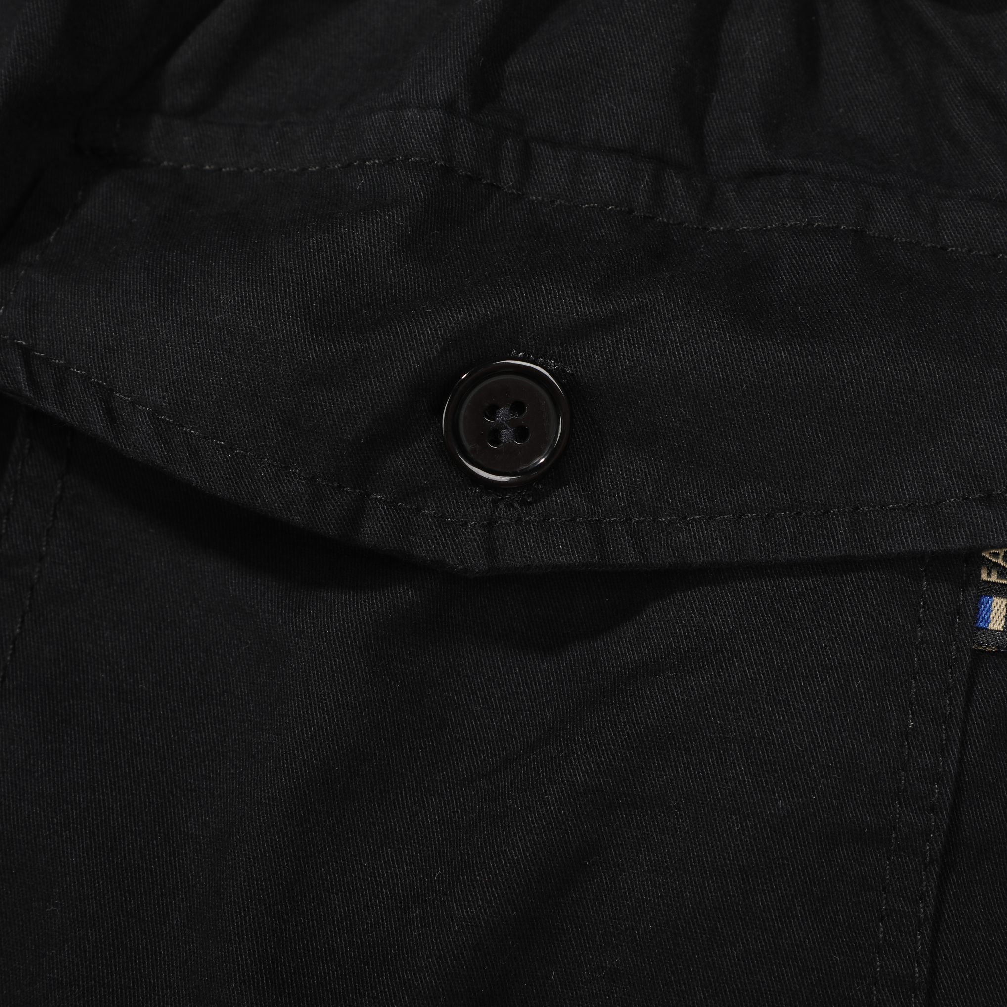 【COMME DES GARCONS PLAY 公式旗艦店】 コム デ ギャルソン プレイ   ショートパンツご好評に付き再入荷 24628