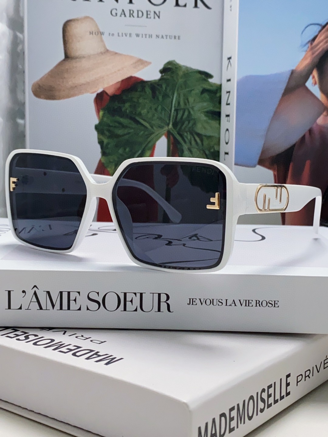 FENDI(フェンディ ) サングラス 24706