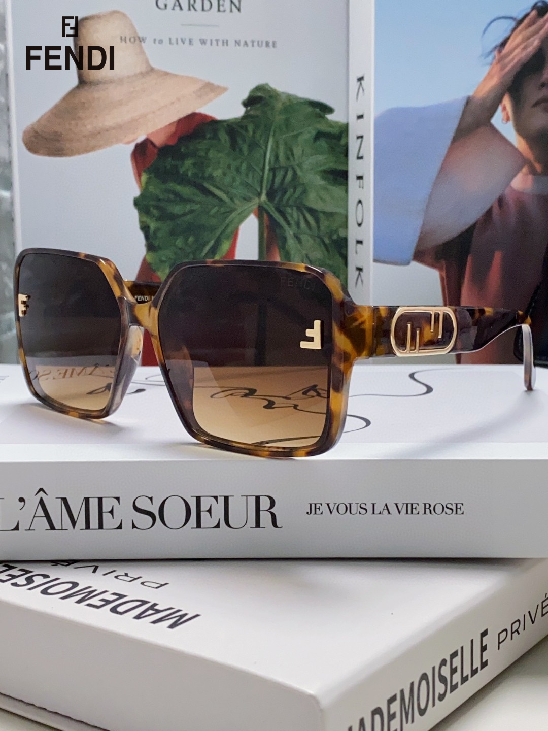 FENDI(フェンディ ) サングラス 24706