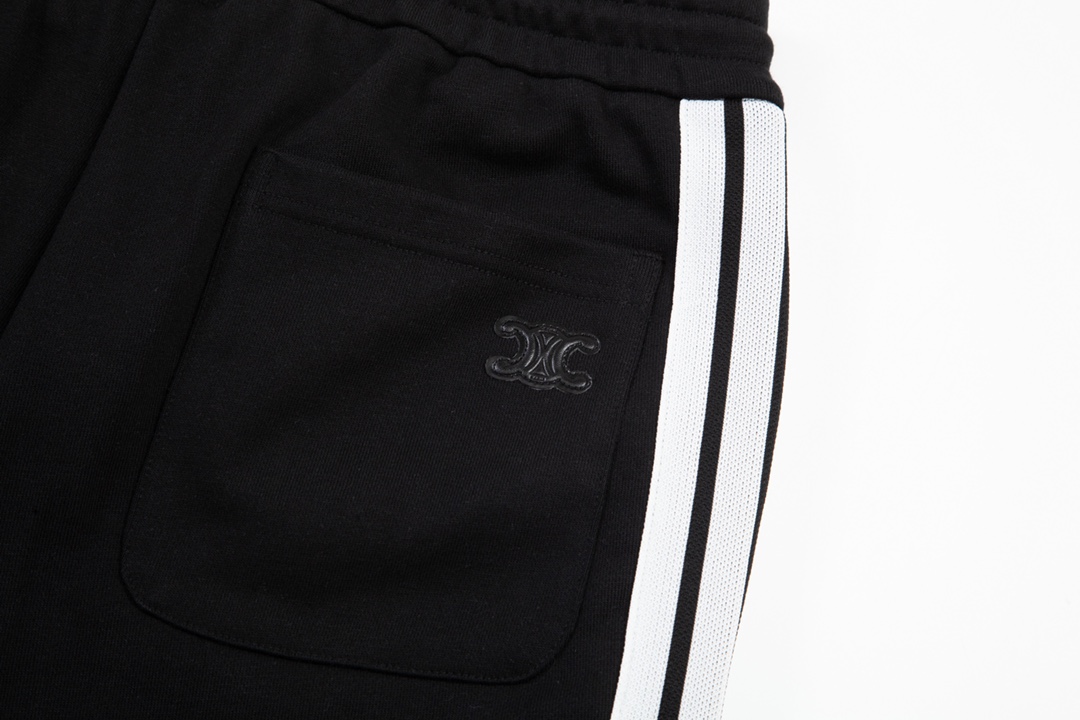 【CELINE 公式旗艦店】セリーヌ  ショートパンツ  ご好評に付き再入荷！