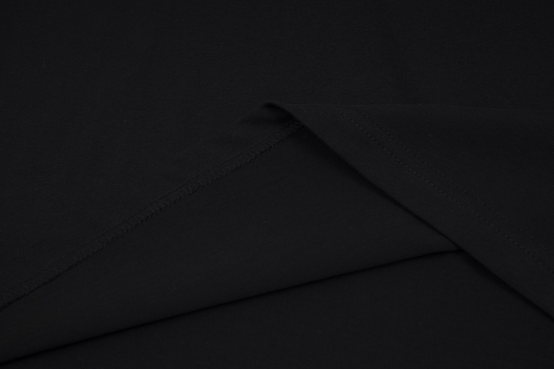 【MONCLER  公式旗艦店】 モンクレール  Tシャツ ご好評に付き再入荷！