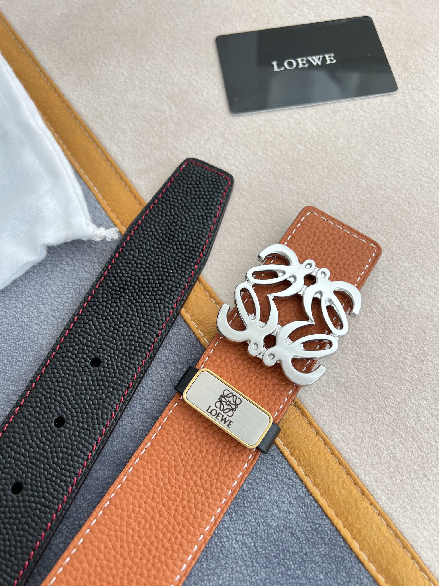 【LOEWE】(ロエベ)3.8cmベルト メンズ