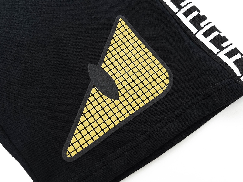 【FENDI  公式旗艦店】フェンディ ショートパンツ  ご好評に付き再入荷！