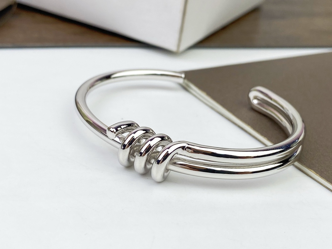 【CELINE】ブレスレット、ファッションシンプルなスタイル 2474