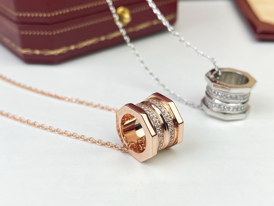 【CARTIER】ネックレス、新しいネックレス万能シンプルファッションオーナメント 24614