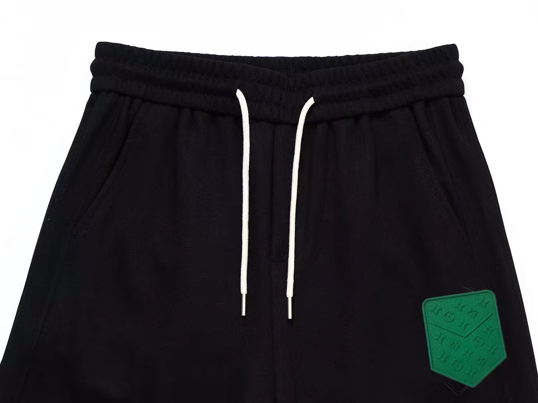 【LOUIS VUITTON  公式旗艦店】ルイヴィトン  ショートパンツ  ご好評に付き再入荷！