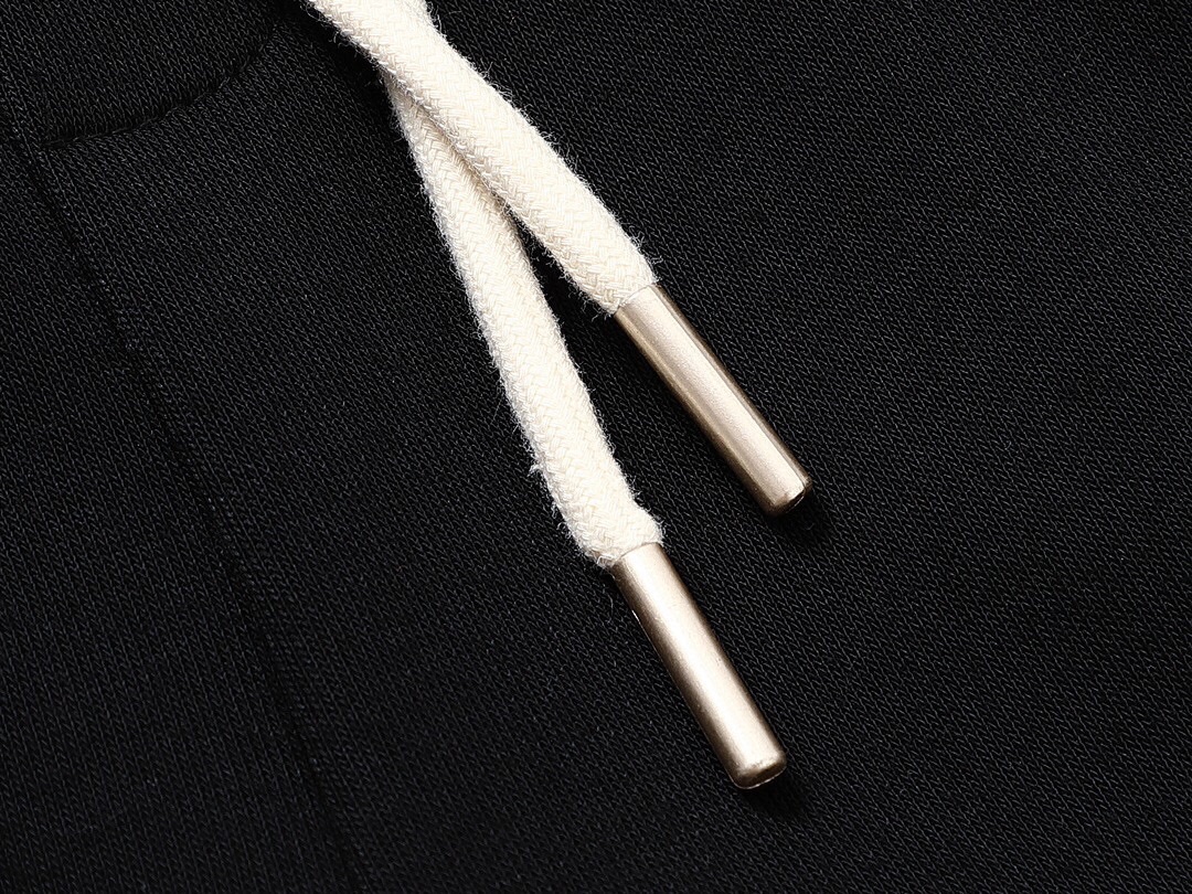 【LOUIS VUITTON  公式旗艦店】ルイヴィトン  ショートパンツ  ご好評に付き再入荷！