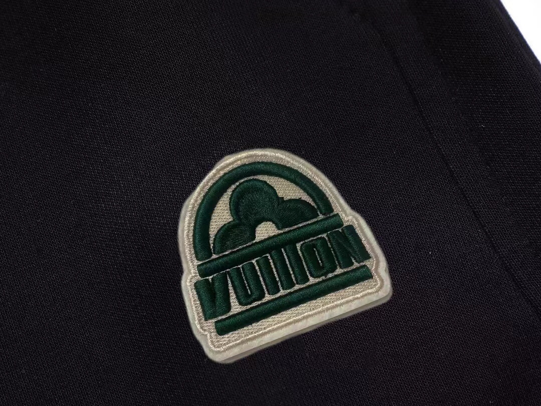 【LOUIS VUITTON  公式旗艦店】ルイヴィトン  ショートパンツ  ご好評に付き再入荷！