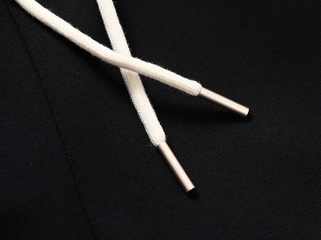 【LOUIS VUITTON  公式旗艦店】ルイヴィトン  ショートパンツ  ご好評に付き再入荷！