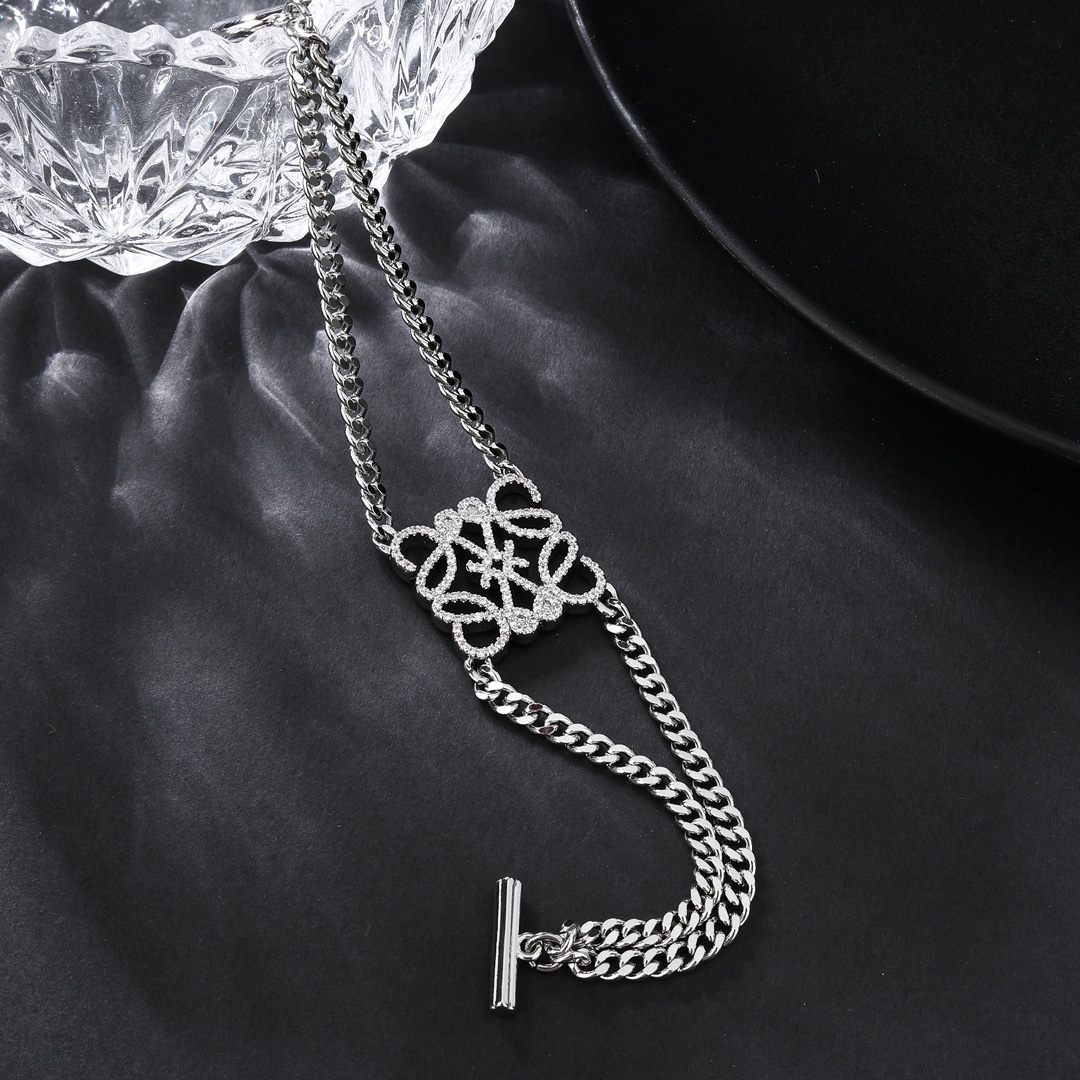 【LOEWE】ブレスレット、ファッションシンプルなスタイル 2474