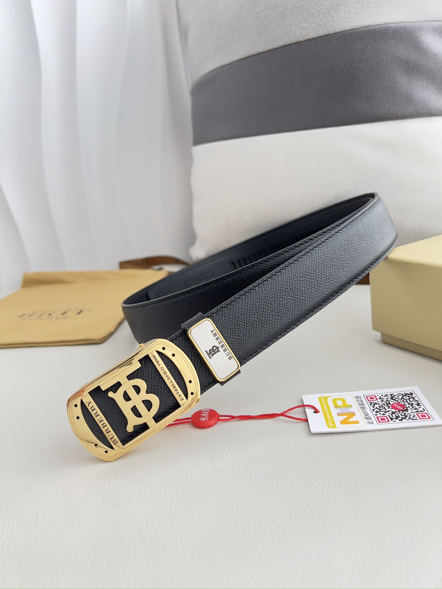 【BURBERRY】(バーバリー) 3.5cmベルト メンズ